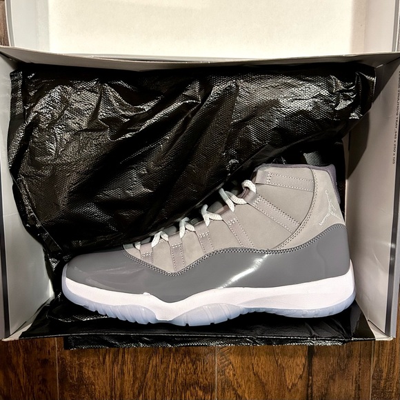 Brand New Jordan 11 Retro “Cool Grey” (2021)